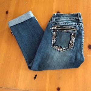 Gently used Miss Me’s - Capris😍